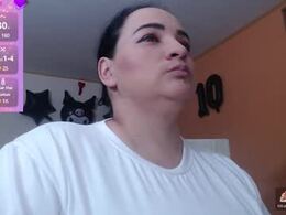 Most Recent Photo of aniee__