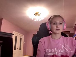 Most Recent Photo of annellebenney