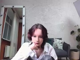 Most Recent Photo of anni_way