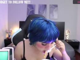 Most Recent Photo of annie_snow_