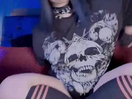 Most Recent Photo of annii_rose