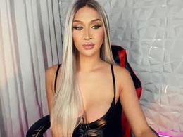 Most Recent Photo of anntonia_porsild_xxx