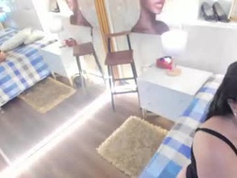 Most Recent Photo of annymora_