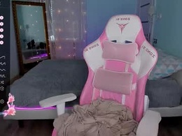 Most Recent Photo of anyataylorr