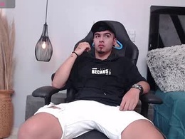 Most Recent Photo of apolo_lopez