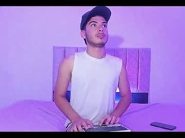 Most Recent Photo of apologray__