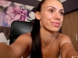 Most Recent Photo of aria_simone
