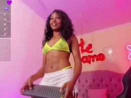 Most Recent Photo of ariaa_tay