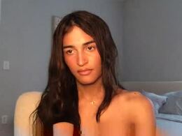 Most Recent Photo of arialatinna_