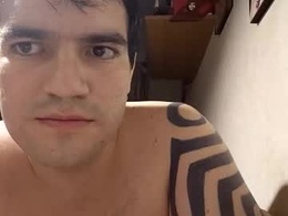 Most Recent Photo of ariel_1990