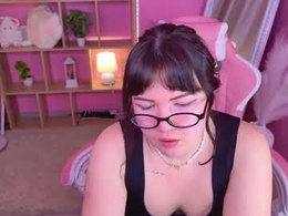 Most Recent Photo of ariella__cute