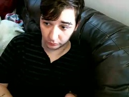 Most Recent Photo of aris_englehart