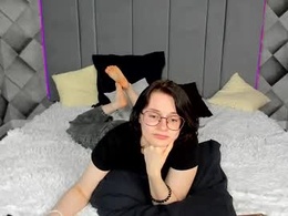 Most Recent Photo of aris_foxx
