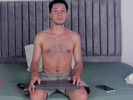 Most Recent Photo of aroncooper1