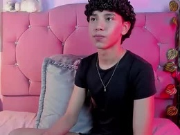 Most Recent Photo of artemis_jones