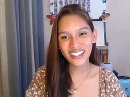 Most Recent Photo of asian_glamm