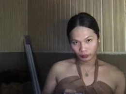 Most Recent Photo of asianflirty_maicaxx