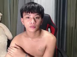Most Recent Photo of asianhunk_zam