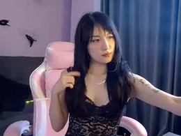 Most Recent Photo of asiankiss18