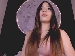 Most Recent Photo of ateneaa_01