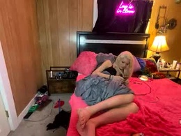 Most Recent Photo of auroranightsxxx