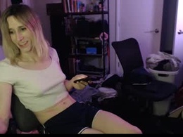 Most Recent Photo of ava_reinhart_999