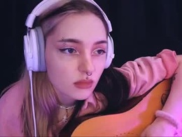Most Recent Photo of avi_nile