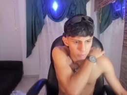 Most Recent Photo of axeel_boy_