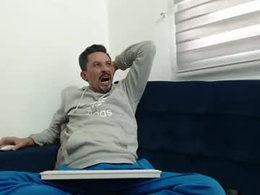 Most Recent Photo of axell_rosee