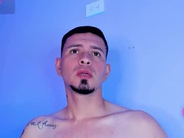 Most Recent Photo of axelnoiir_