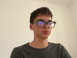 Most Recent Photo of axelraine_