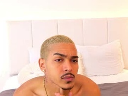 Most Recent Photo of axelstones_