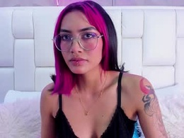 Most Recent Photo of azurakindong