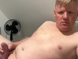 Most Recent Photo of barebackme82