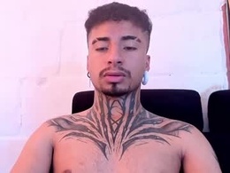 Most Recent Photo of bastian66_