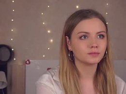 Most Recent Photo of beatris_mils