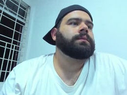 Most Recent Photo of beerbear_boy_