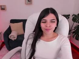 Most Recent Photo of bella_blue18