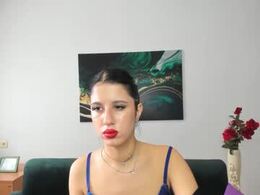 Most Recent Photo of bella_cartier