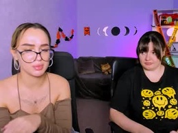 Most Recent Photo of bella_cute12