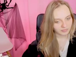 Most Recent Photo of bella_swonn_