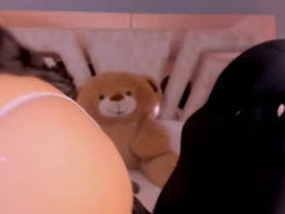 Most Recent Photo of bellaboobs_