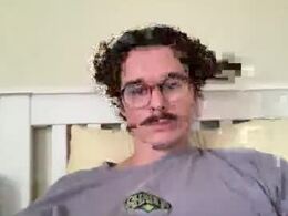 Most Recent Photo of bennybones7