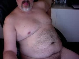 Most Recent Photo of bigbellybear1