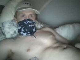 Most Recent Photo of bisexualh9orny