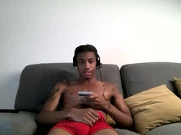 Most Recent Photo of blackbulltitus