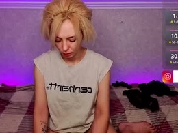 Most Recent Photo of blond_ice_ann