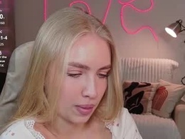 Most Recent Photo of blonde_vibe