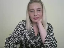 Most Recent Photo of blondie_xoxoxo