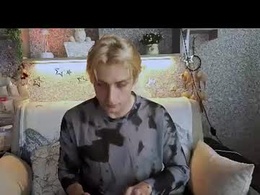 Most Recent Photo of bloodyblondiee